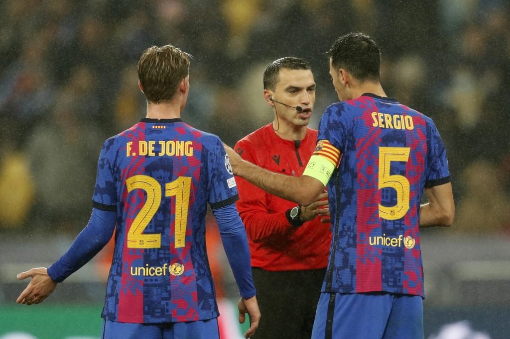 1. Sergio Busquets - Most Carded Barcelona Player!