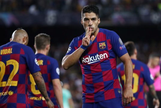 Barcelona confirm forward Luis Suarez to have knee surgery