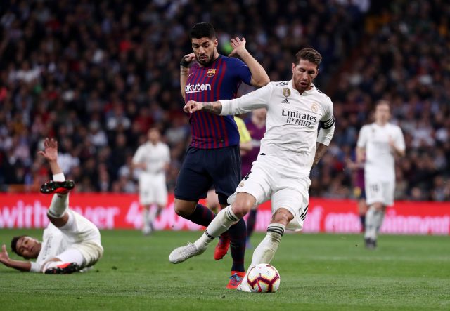 Suarez has hopes up for a Barca contract extension