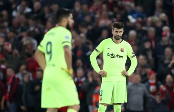 Pique calls journalist supporting the Barca board a 
