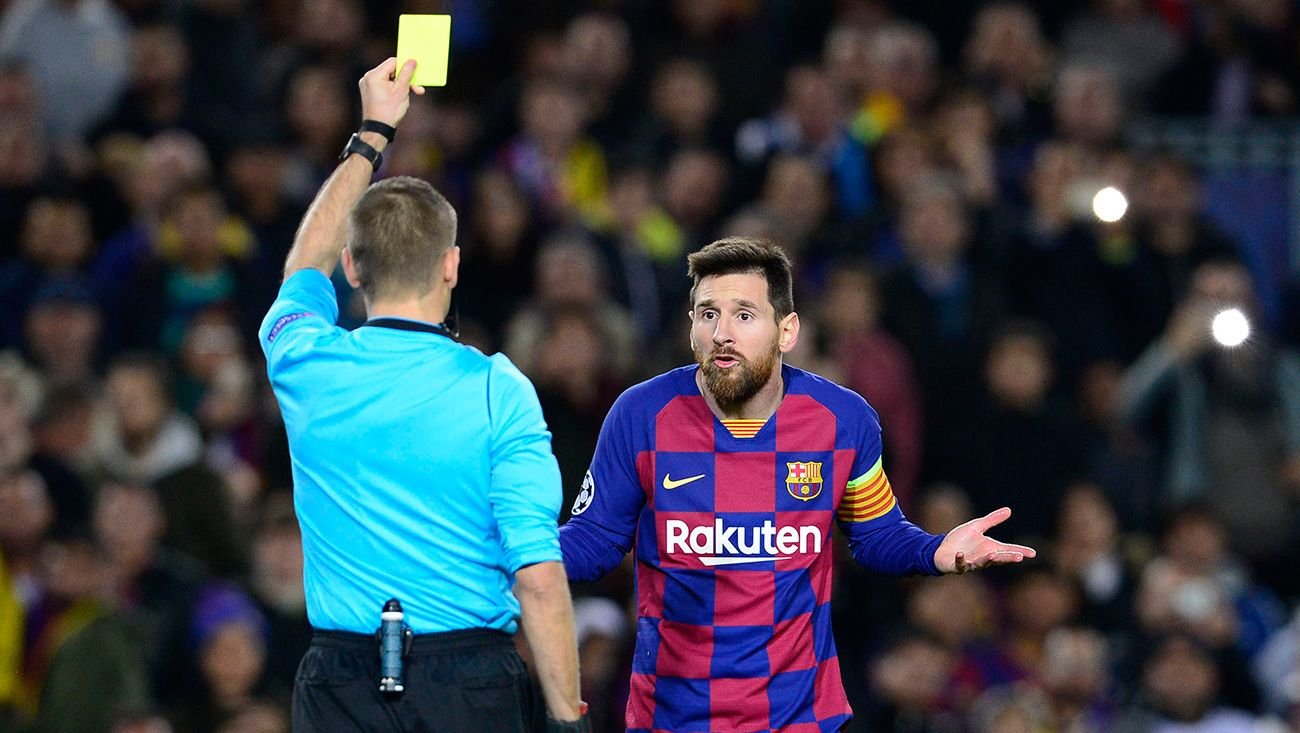 Barcelona players with most yellow cards ever Top 3 Yellow-carded Barca players
