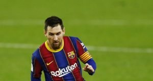 Gerard Pique hopes Messi can stay beyond the summer
