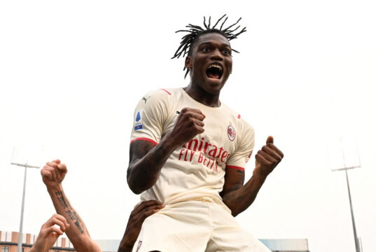 OFFICIAL Barcelona confirms signing of former AC Milan star Kessie