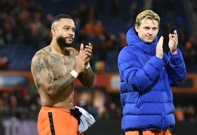 Netherlands manager has negative news on two Barcelona players