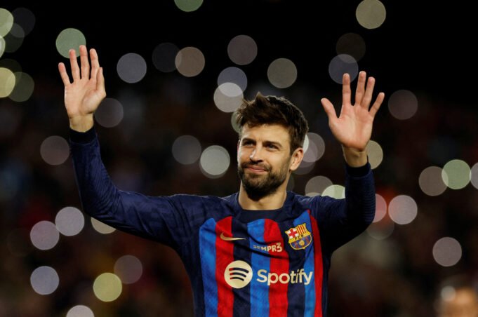 Gerard Pique vows to return to Barcelona after a teary farewell