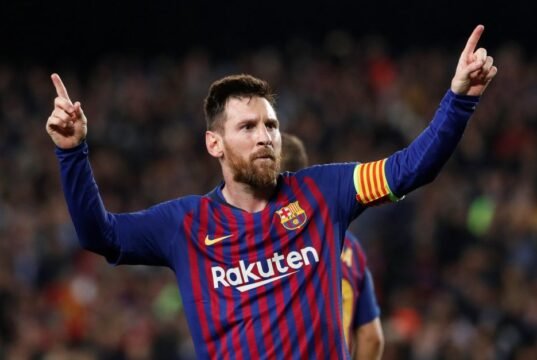Xavi opens door for Lionel Messi return