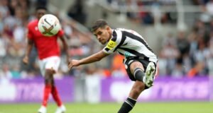 Barcelona joins Liverpool in the race to sign Bruno Guimaraes