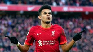 Latest Barcelona striker targets list 2025